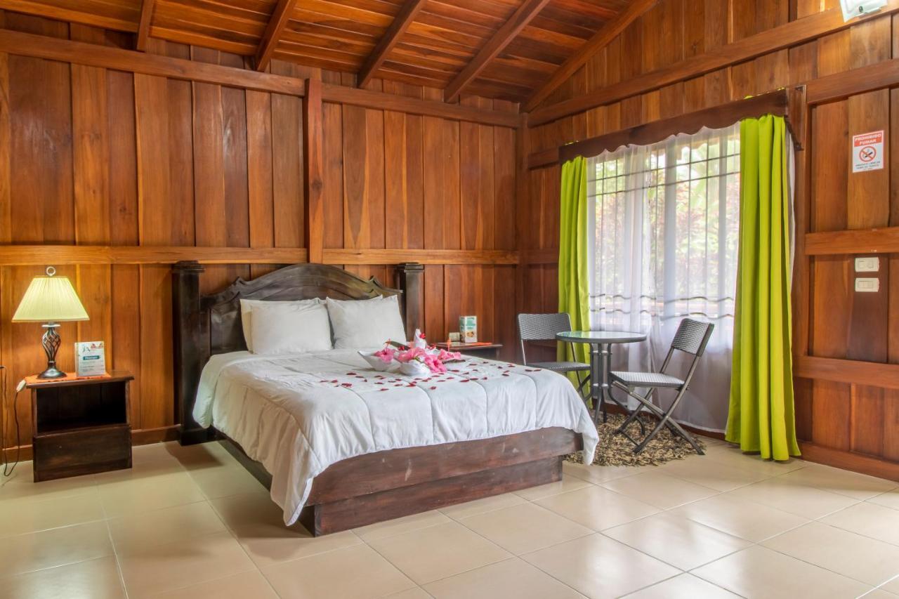Hotel Rancho Cerro Azul La Fortuna 외부 사진