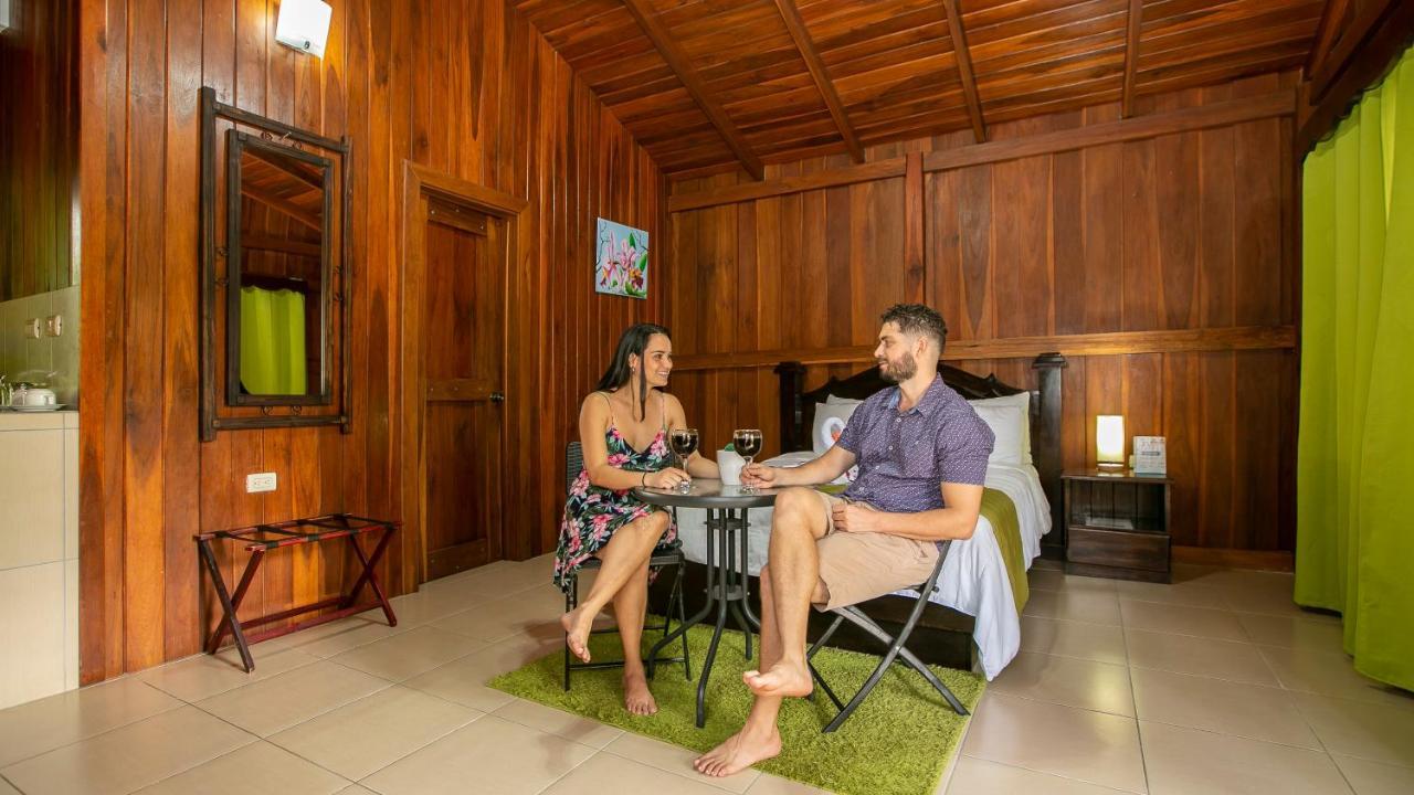 Hotel Rancho Cerro Azul La Fortuna 외부 사진