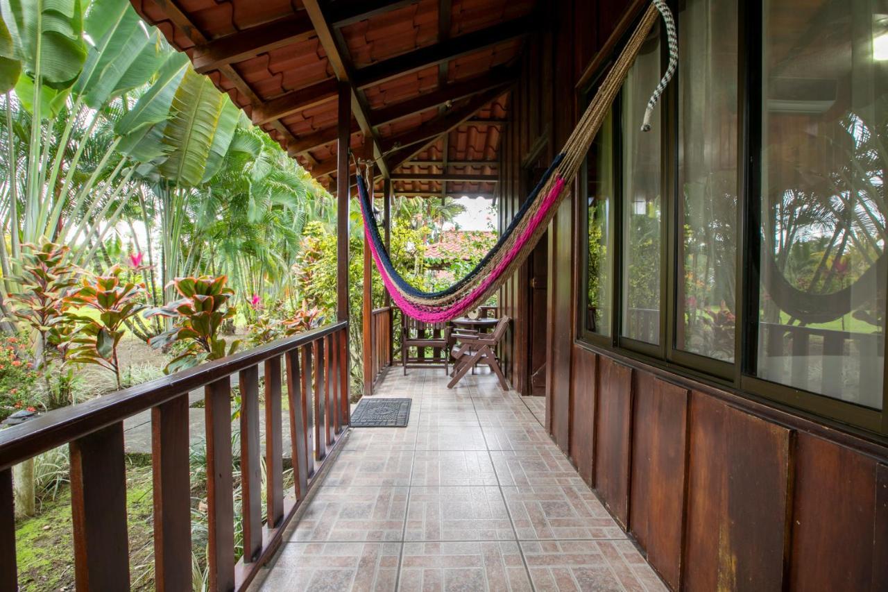 Hotel Rancho Cerro Azul La Fortuna 외부 사진
