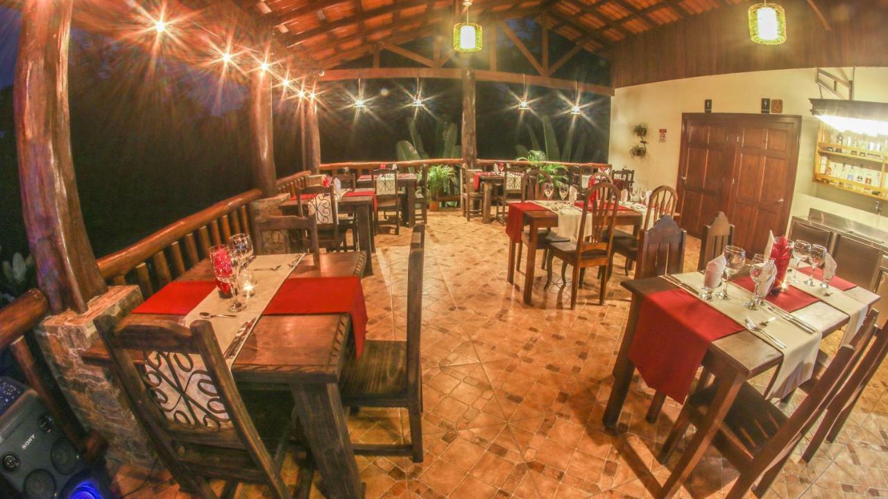 Hotel Rancho Cerro Azul La Fortuna 외부 사진